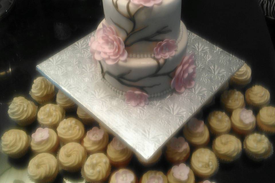 Carina e Dolce, Specialty Cakes & Cookies