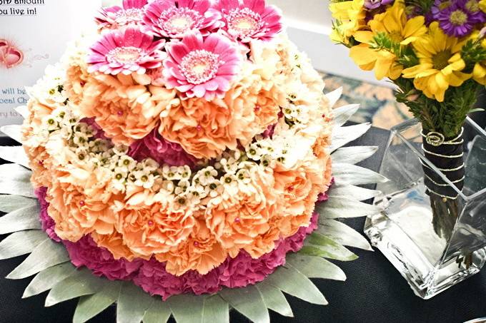 Non edible Flower Cake