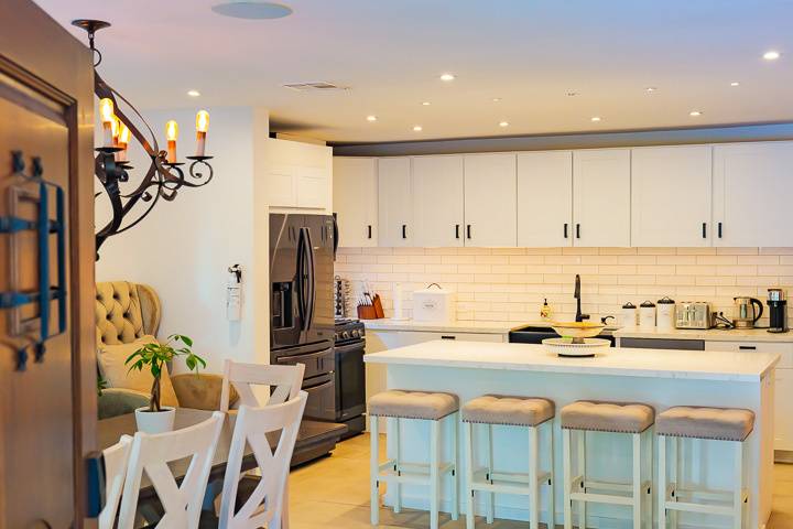 Kitchen/Dinning/Living