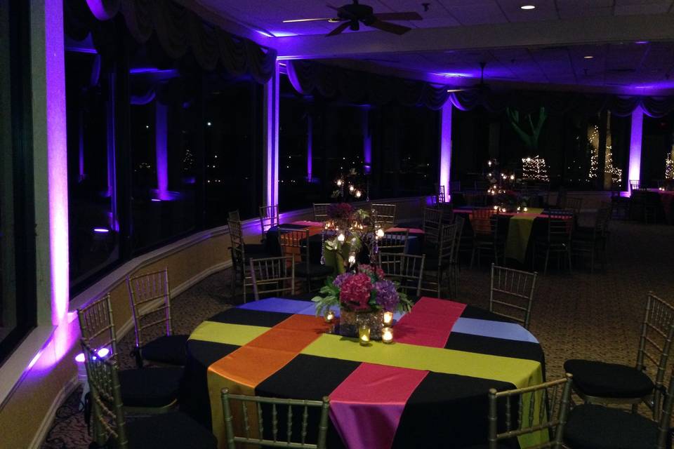 Uplighting at the Canyon Creek Country Club.