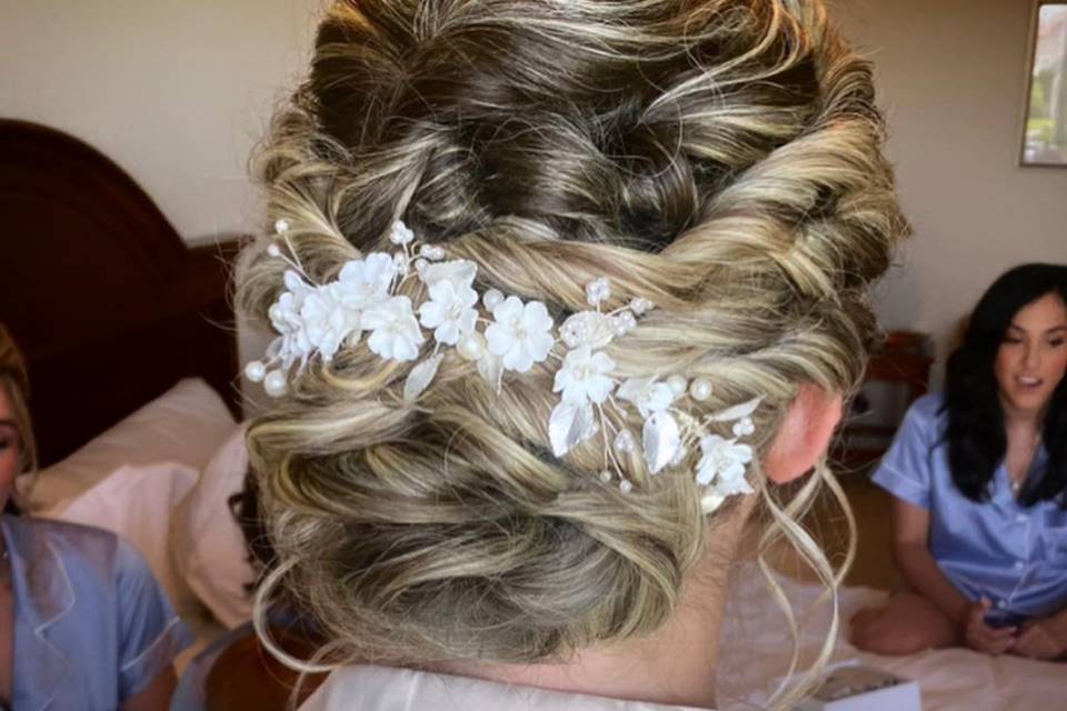 Hair accessory and updo