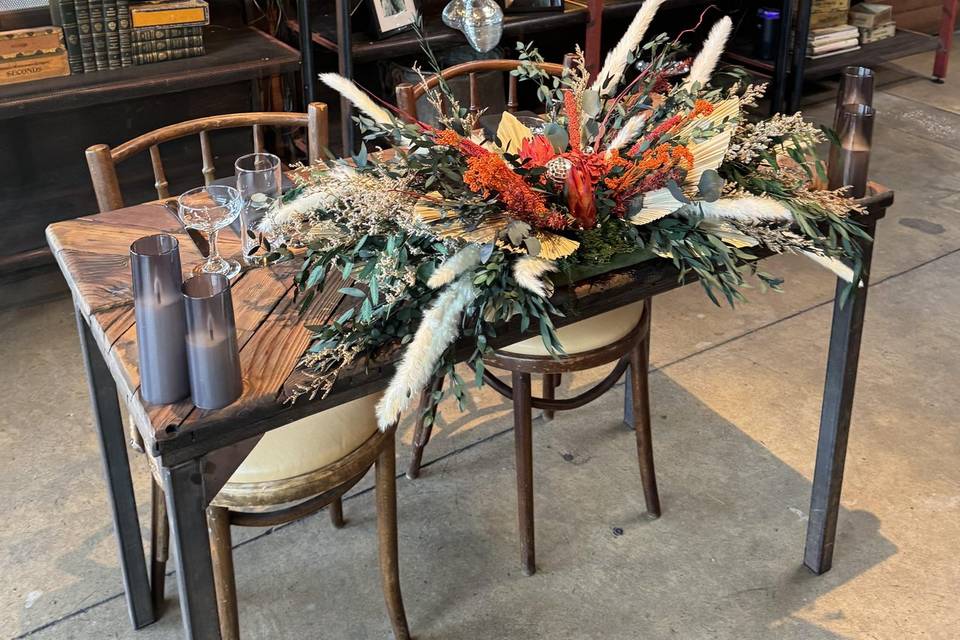Alternative Disco Head Table