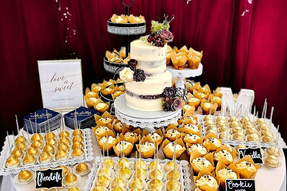 Wedding Cake/Cupcakes/Cake Pop