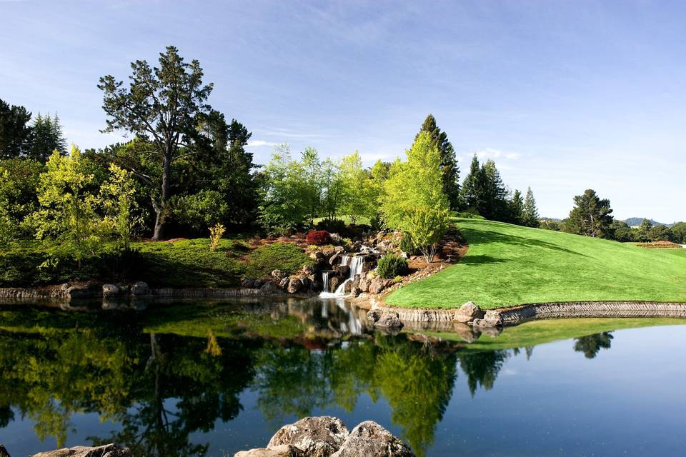 Palo Alto Hills Golf & Country