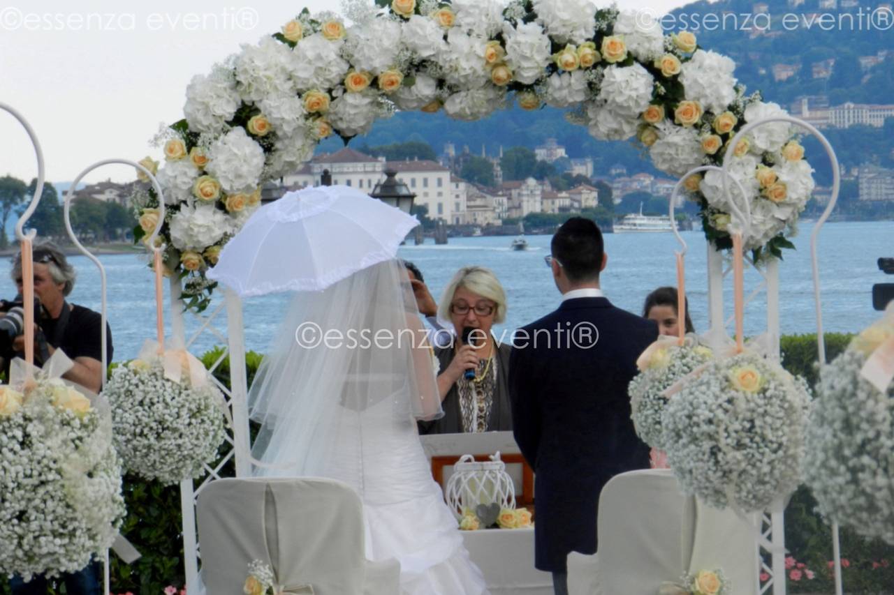 Essenza Eventi® Celebrante Matrimonio Simbolico - Officiant - Milan, IT -  WeddingWire