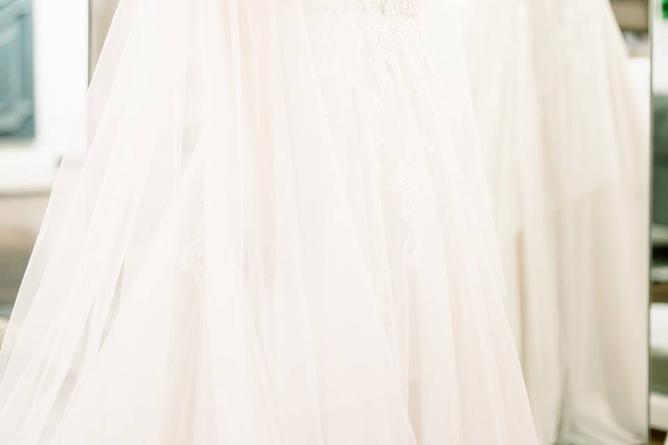 Bridal hair and makeup