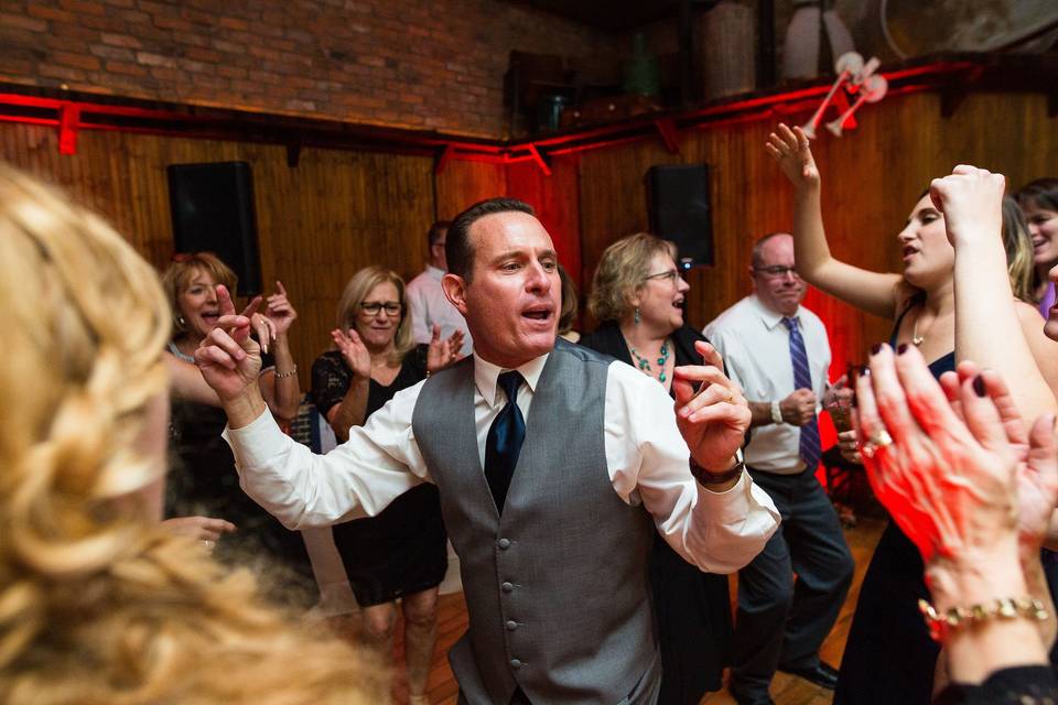 Father Of Bride Groovin!!