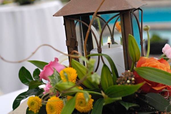 A shabby chic centerpiece in a mason jar in Phoenix, AZ