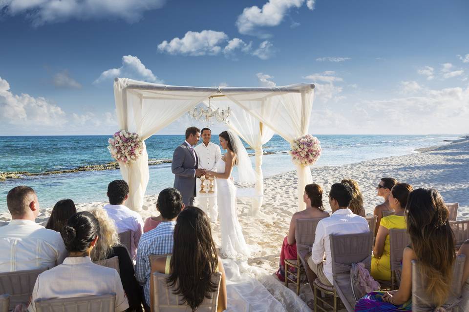 Sandy Feet Weddings