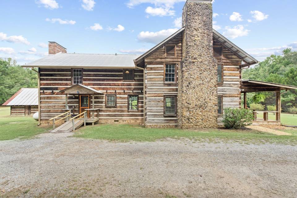 Cora Cabin