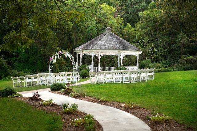 Garth Woodside Mansion - Mansion Weddings - Hannibal, MO - WeddingWire