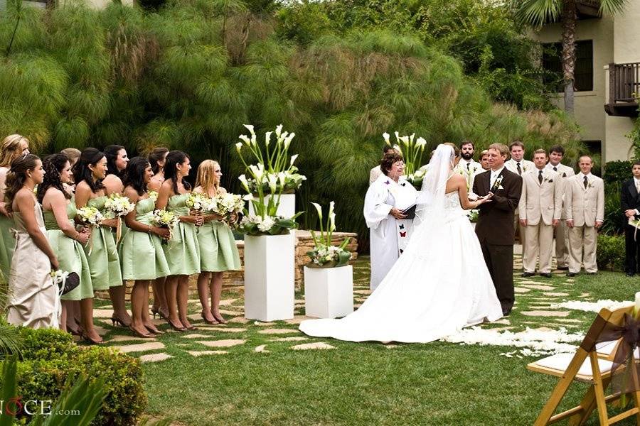 Rev Pat at garden wedding  at Estancia La Jolla
with photographer Lenoce.   This was a large ceremony with 26 in the wedding party