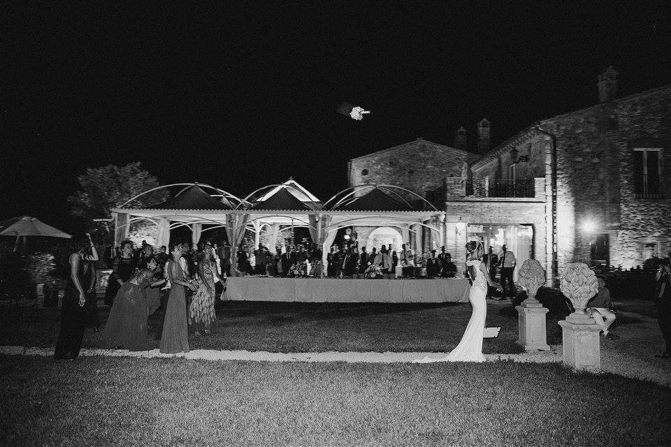 Bouquet toss