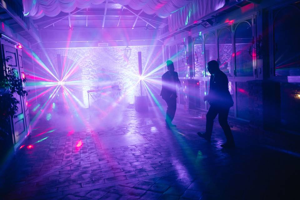 Dj set, glass veranda