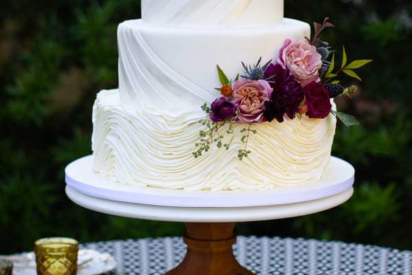 Wedding cake with pink flowers