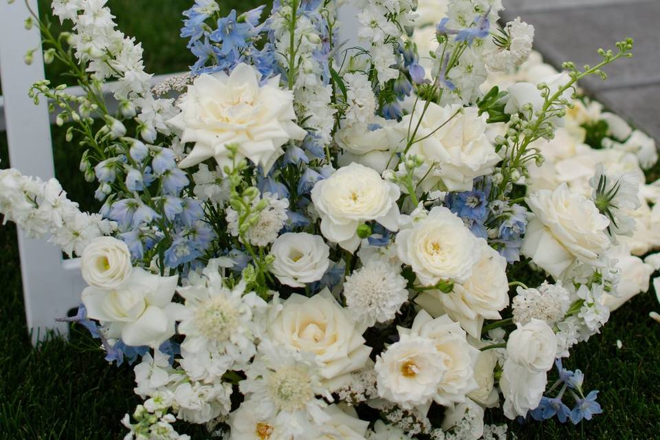 Aisle arrangement