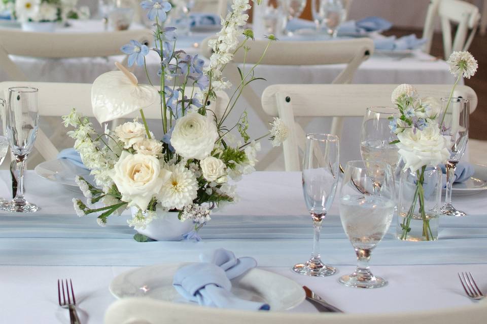 White and blue centerpiece