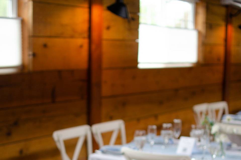 White and blue centerpiece