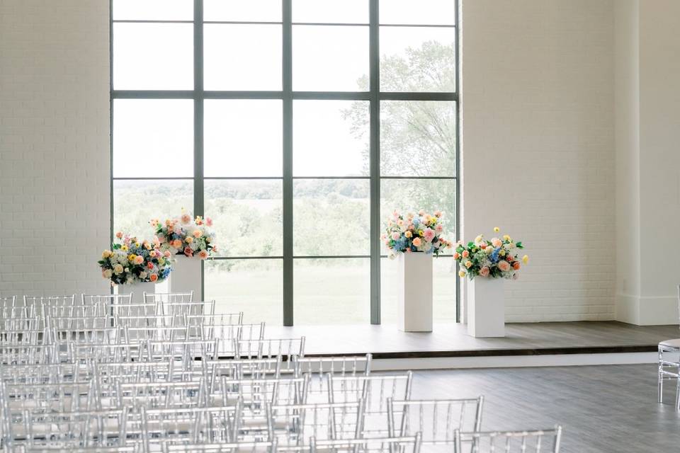 Indoor ceremony space