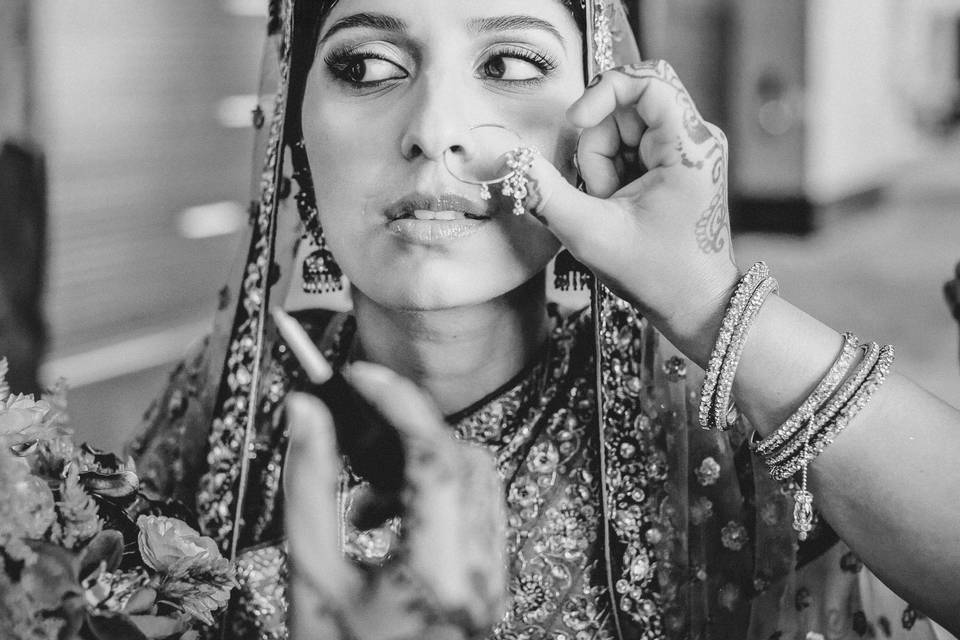 Indian bride black & white