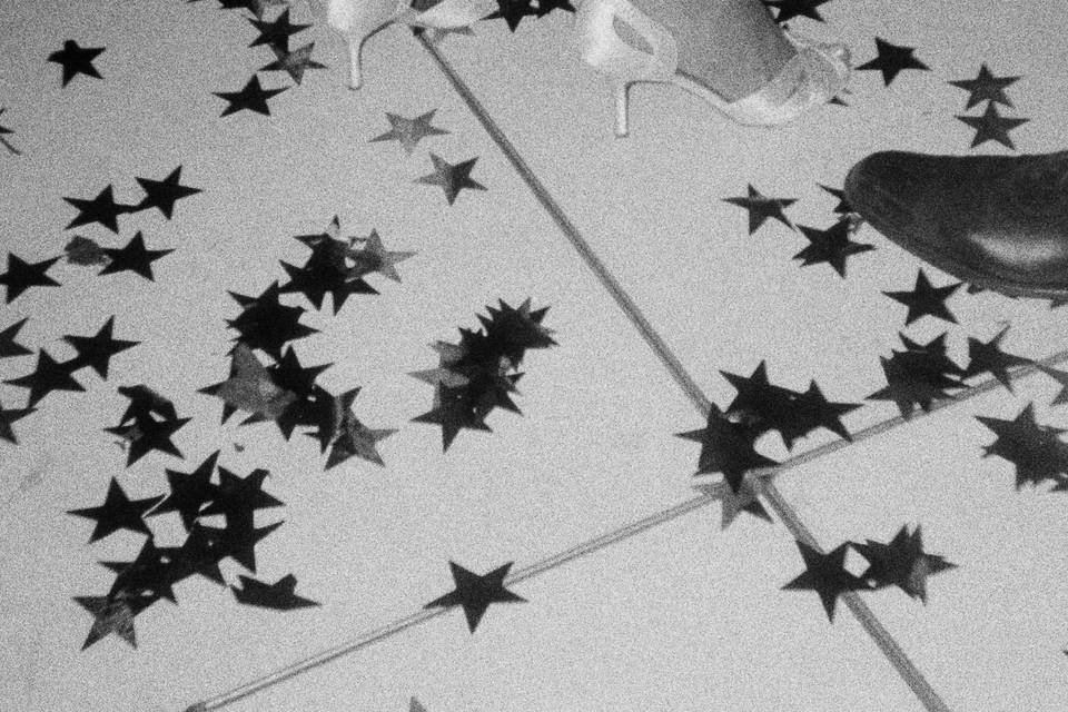 Bride's  shoes with confetti