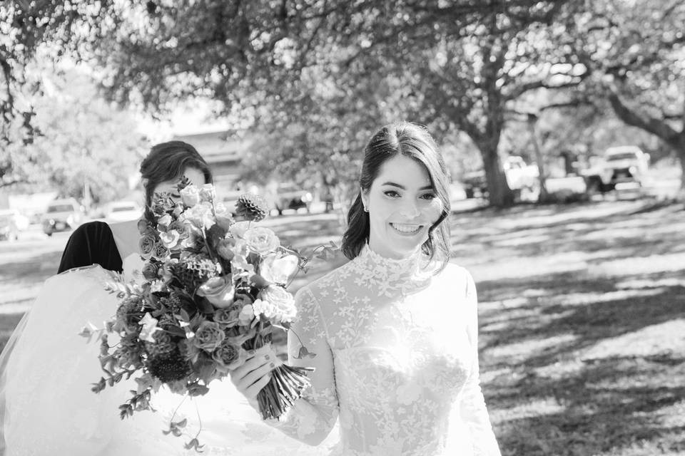 Bride in black and white