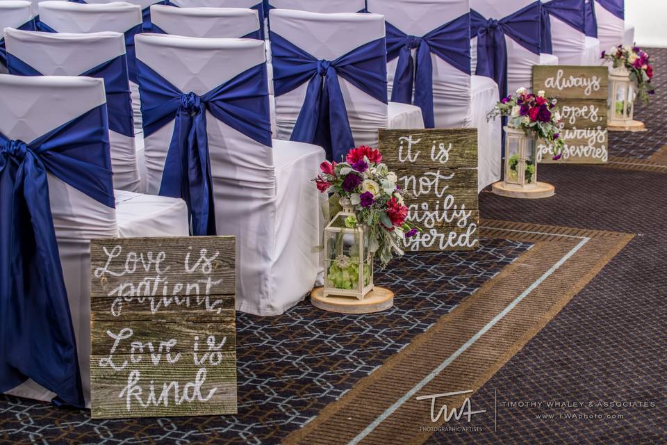 Ceremony aisle decor