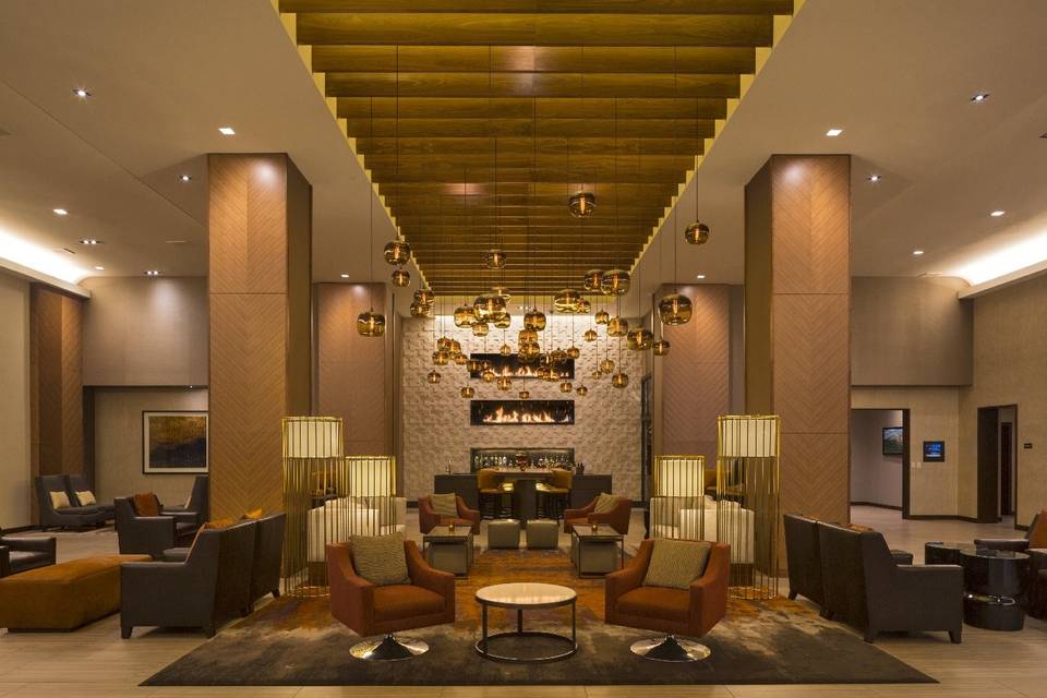 Lobby and Fireside | The Bar
