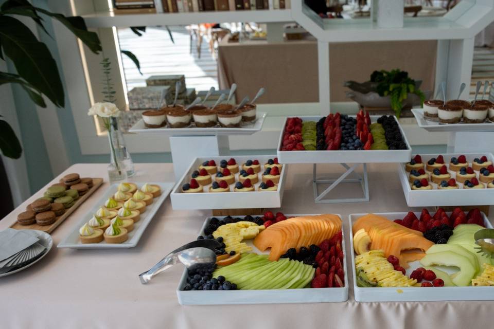 Dessert and fruit station