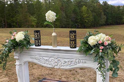 Outdoor mantle decor