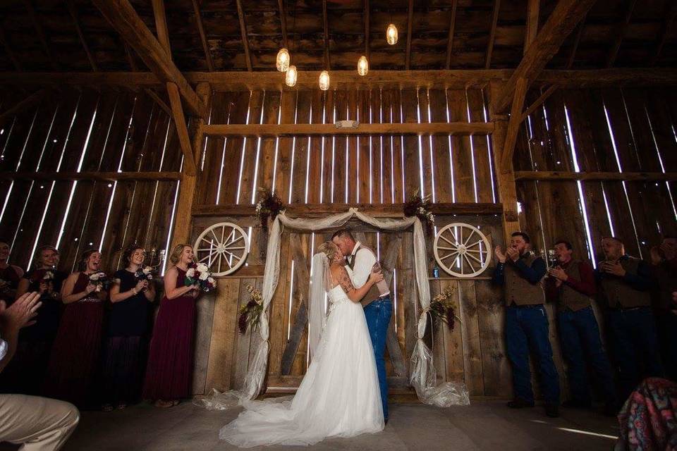 The Ridge View Barn