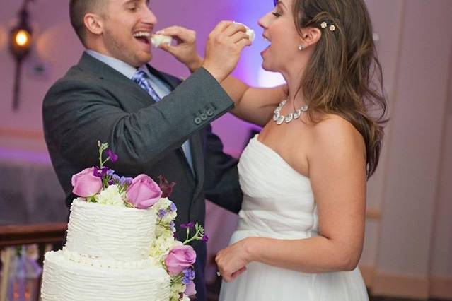 Couple's 4-layered wedding cake