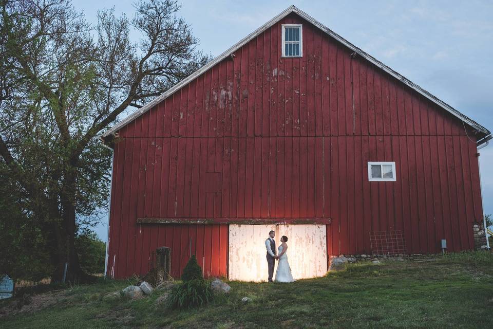 Old barns and lovers