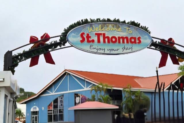 St. Thomas: sun, sea, paradise