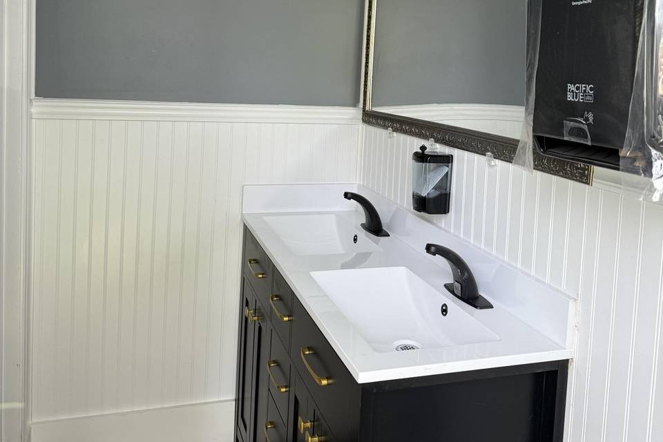 3 stall womens room