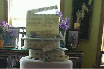Surprise engagement cake...
