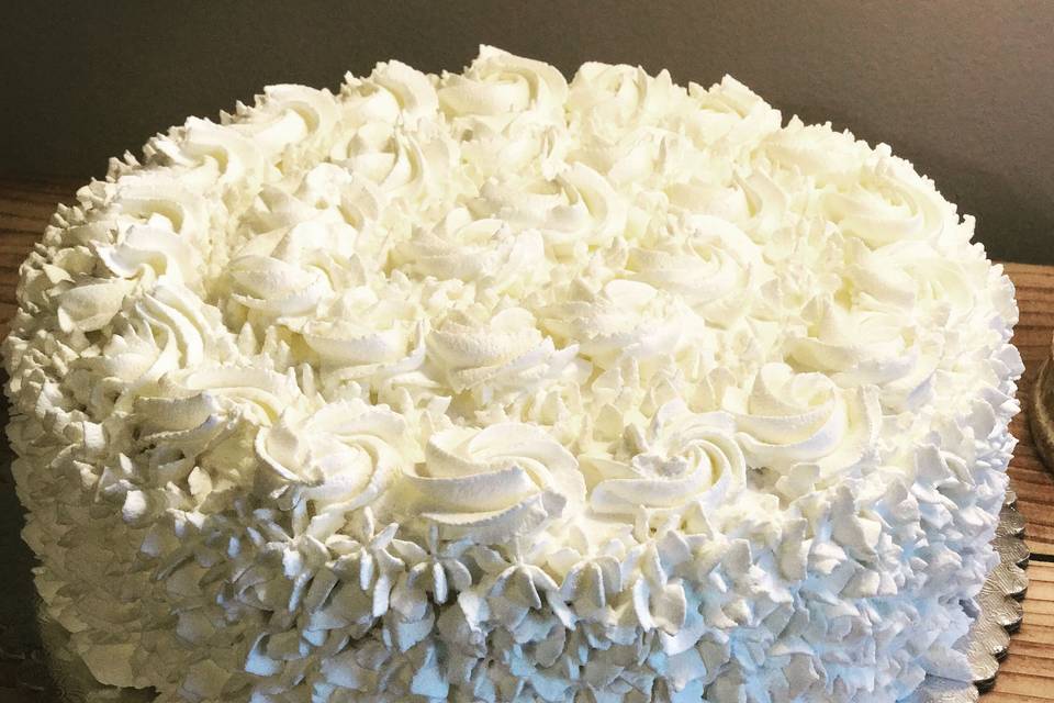 Fluffy white cake