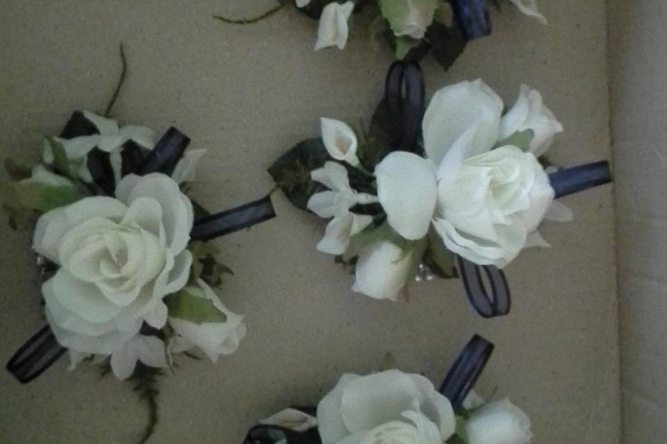 White Rose Wrist Corsages