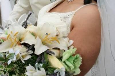 Cream & Sage Arm Bouquet