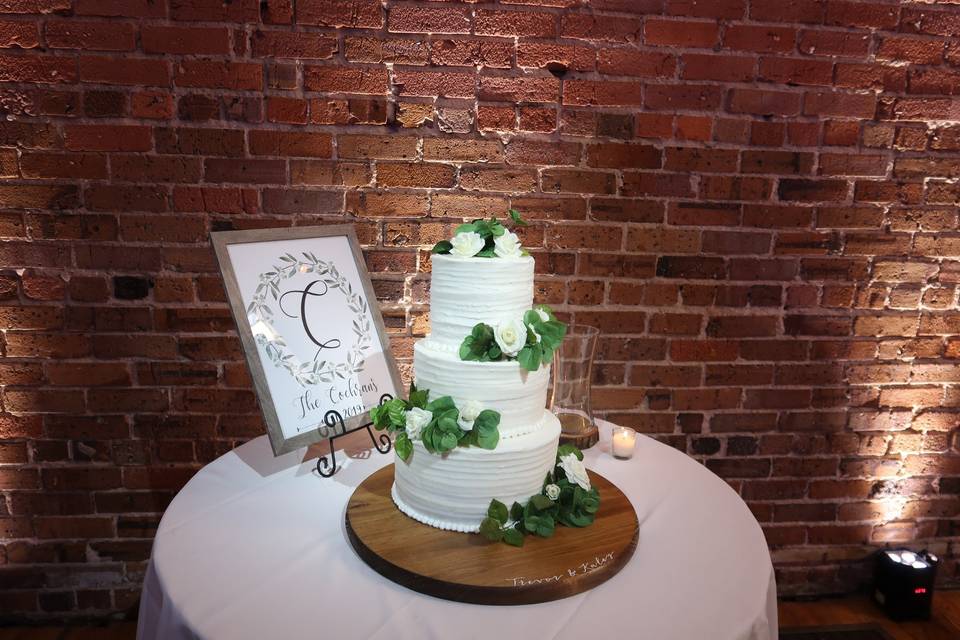 Cake Spotlighting