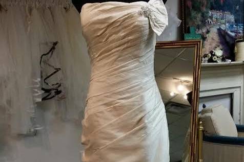 Full Circle Wedding Shop