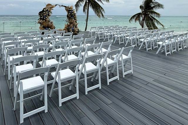 Weds & Vows