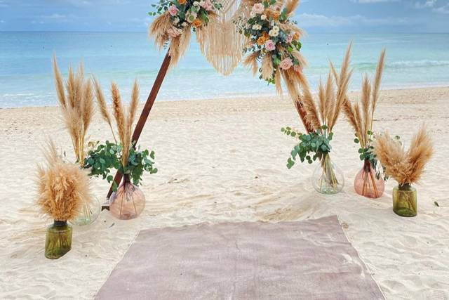 Weds & Vows