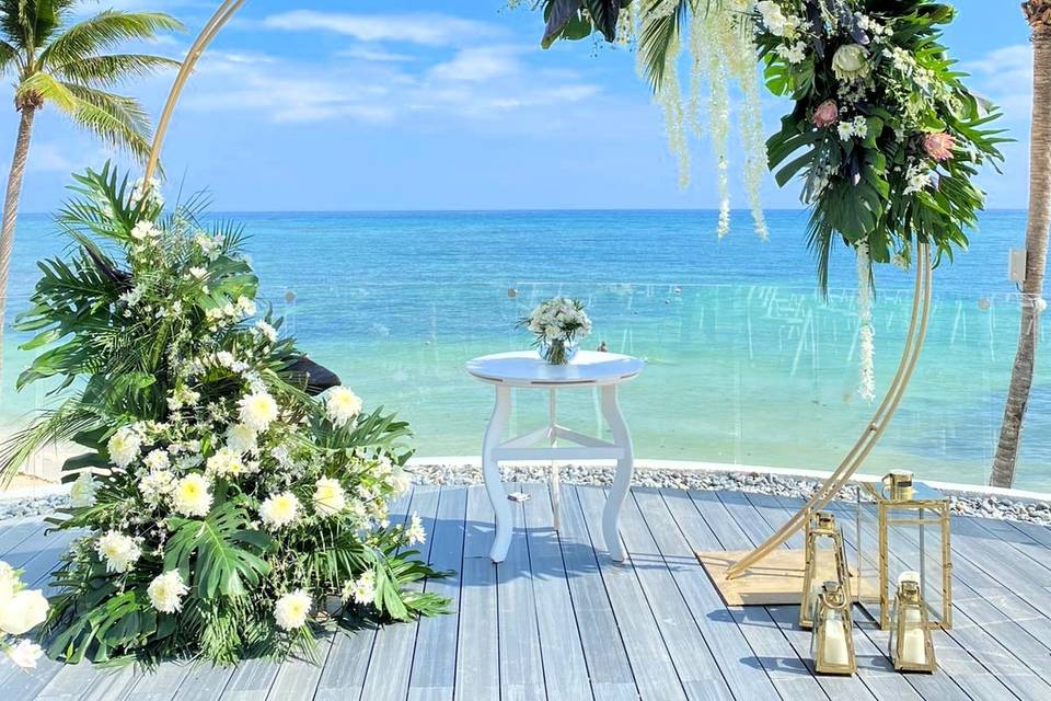 Weds & Vows