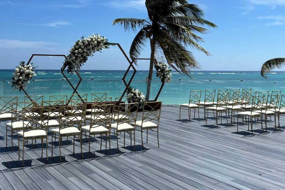 Weds & Vows