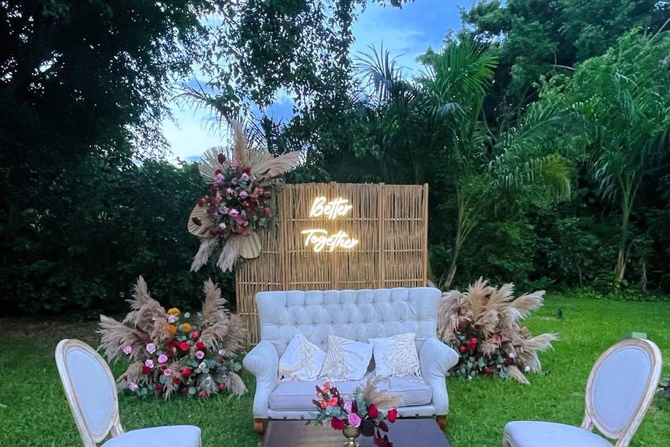 Weds & Vows