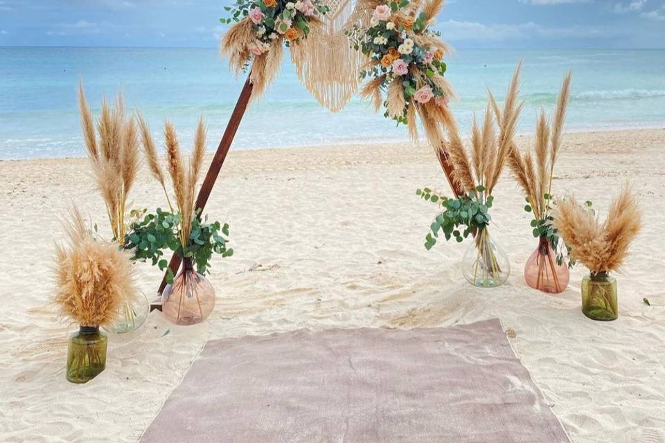Weds & Vows