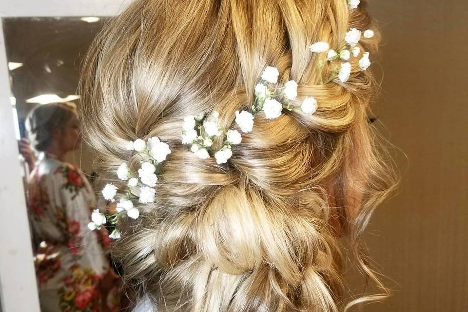 Bridal hair dress