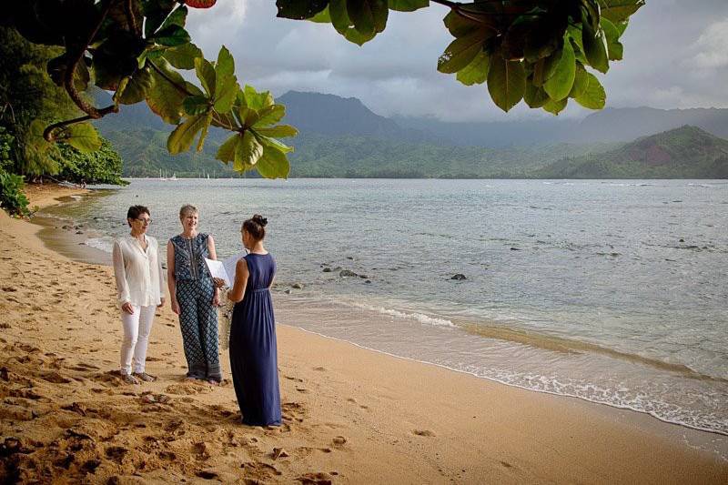 Julie D. Wirtz, Kauai Officiant/Celebrant