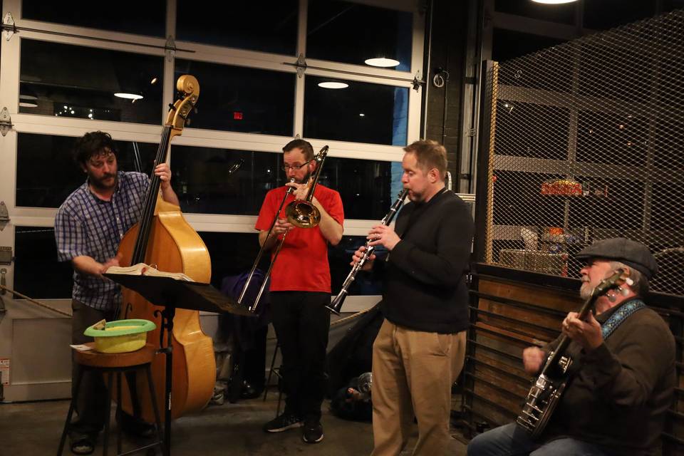 The Queen City Porch Swingers